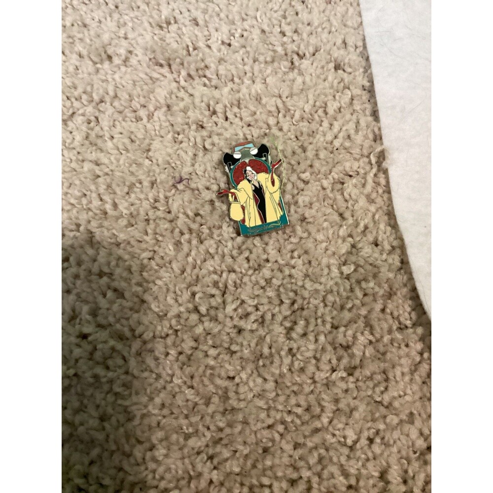 2024 Disney Parks Villains Mystery Box Pin - Cruella De Vil 101 Dalmatians ONLY